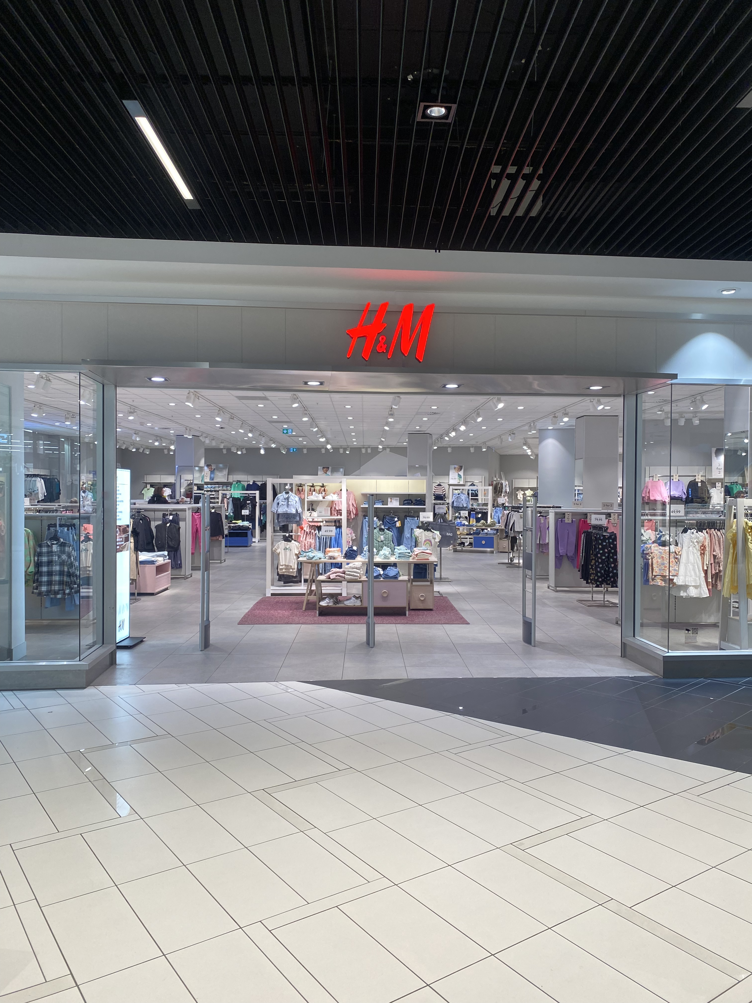 H&M Friis