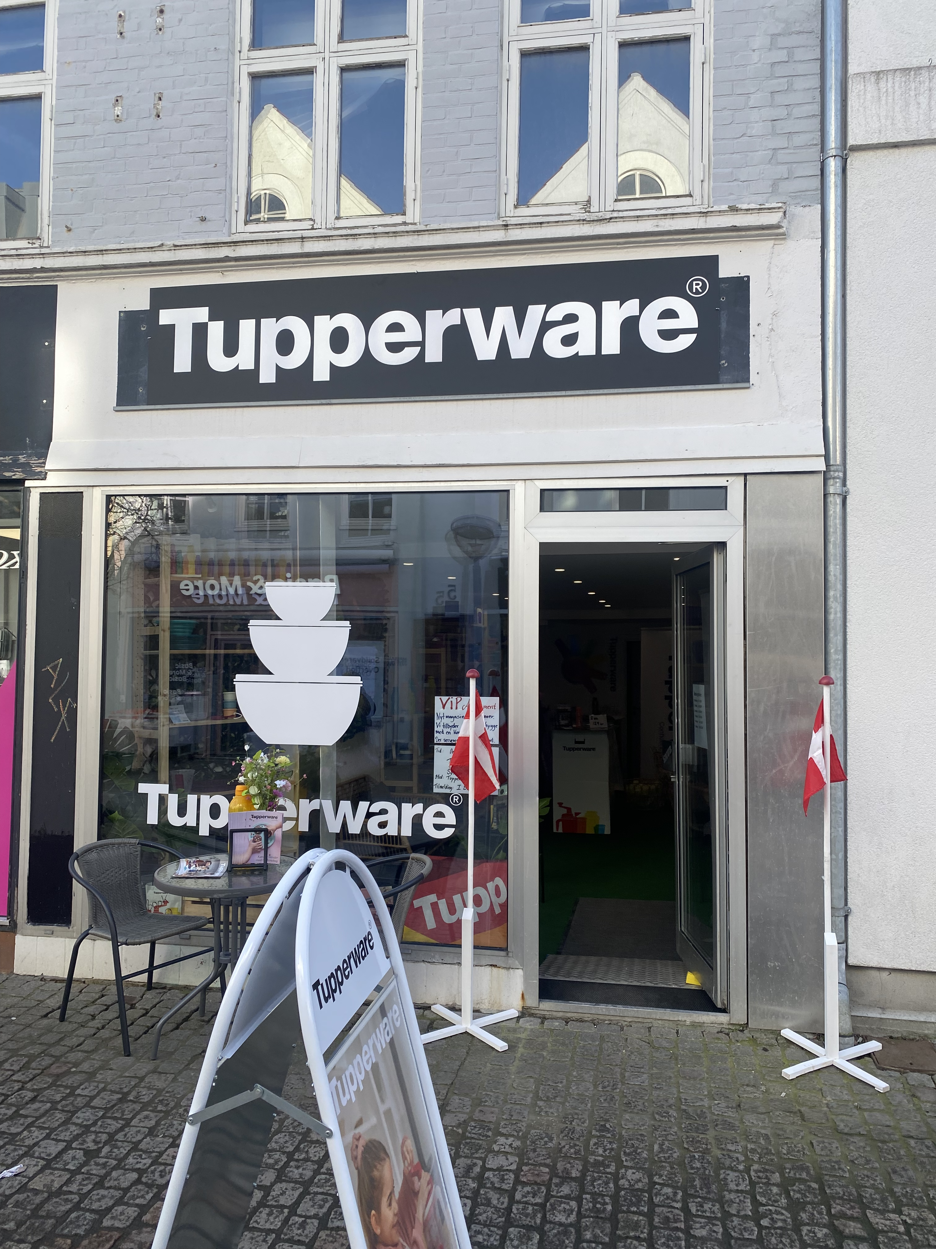 Tupperware