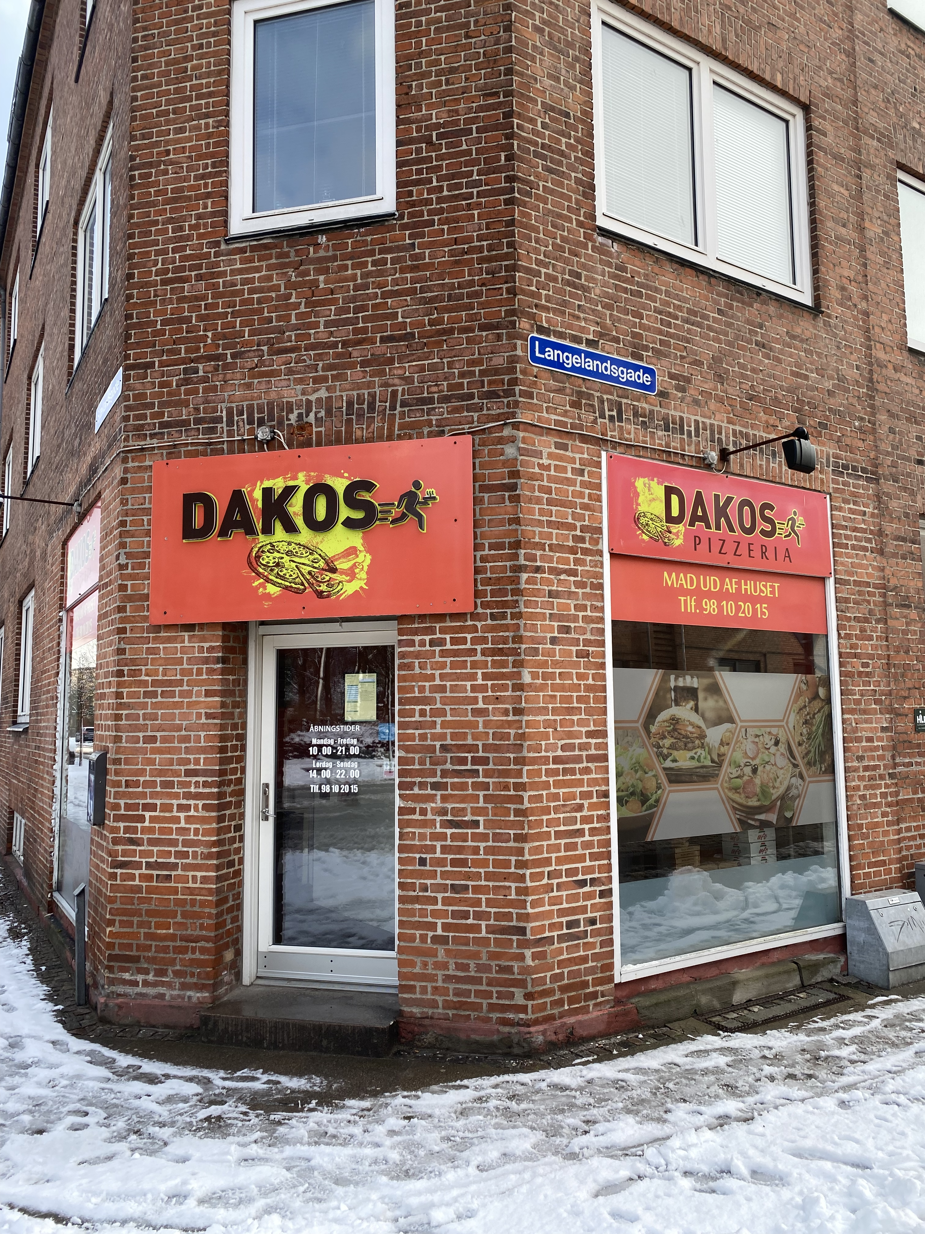 Dakos Pizza