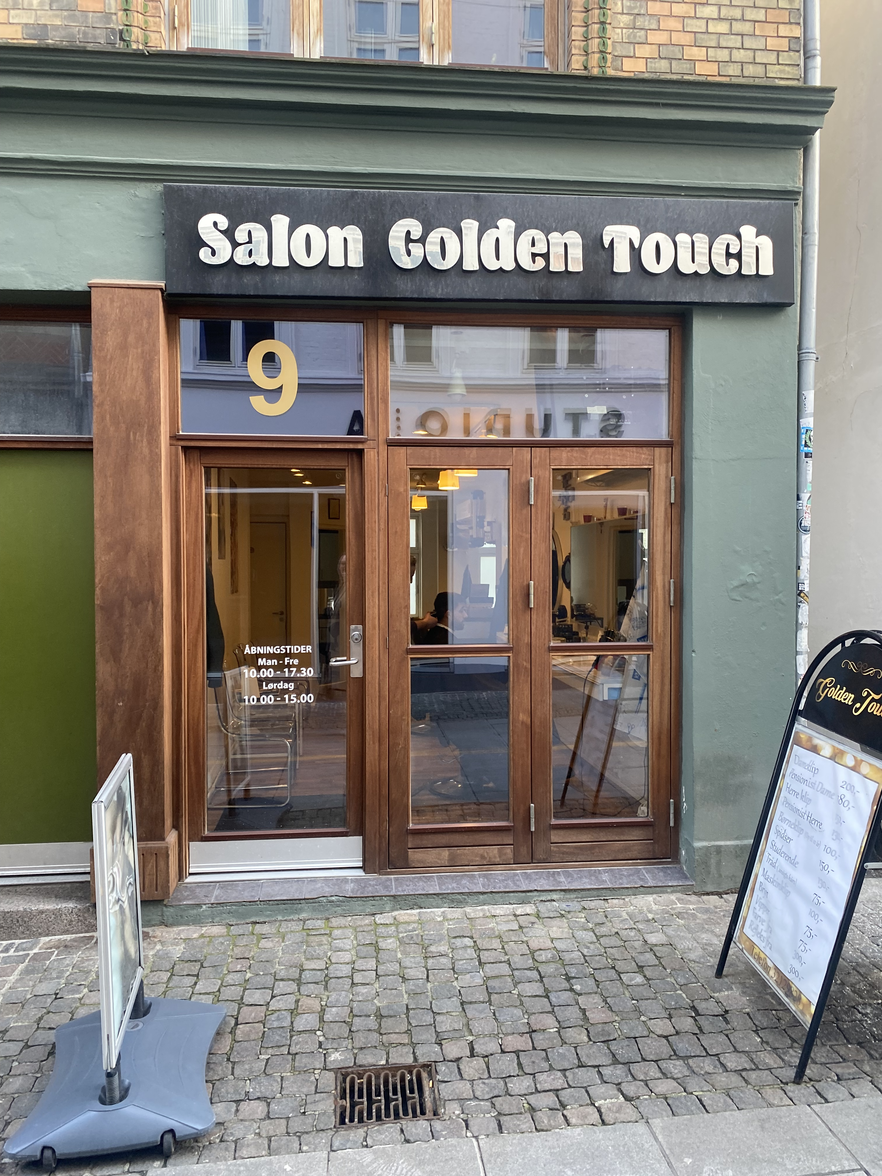 Salon Golden Touch