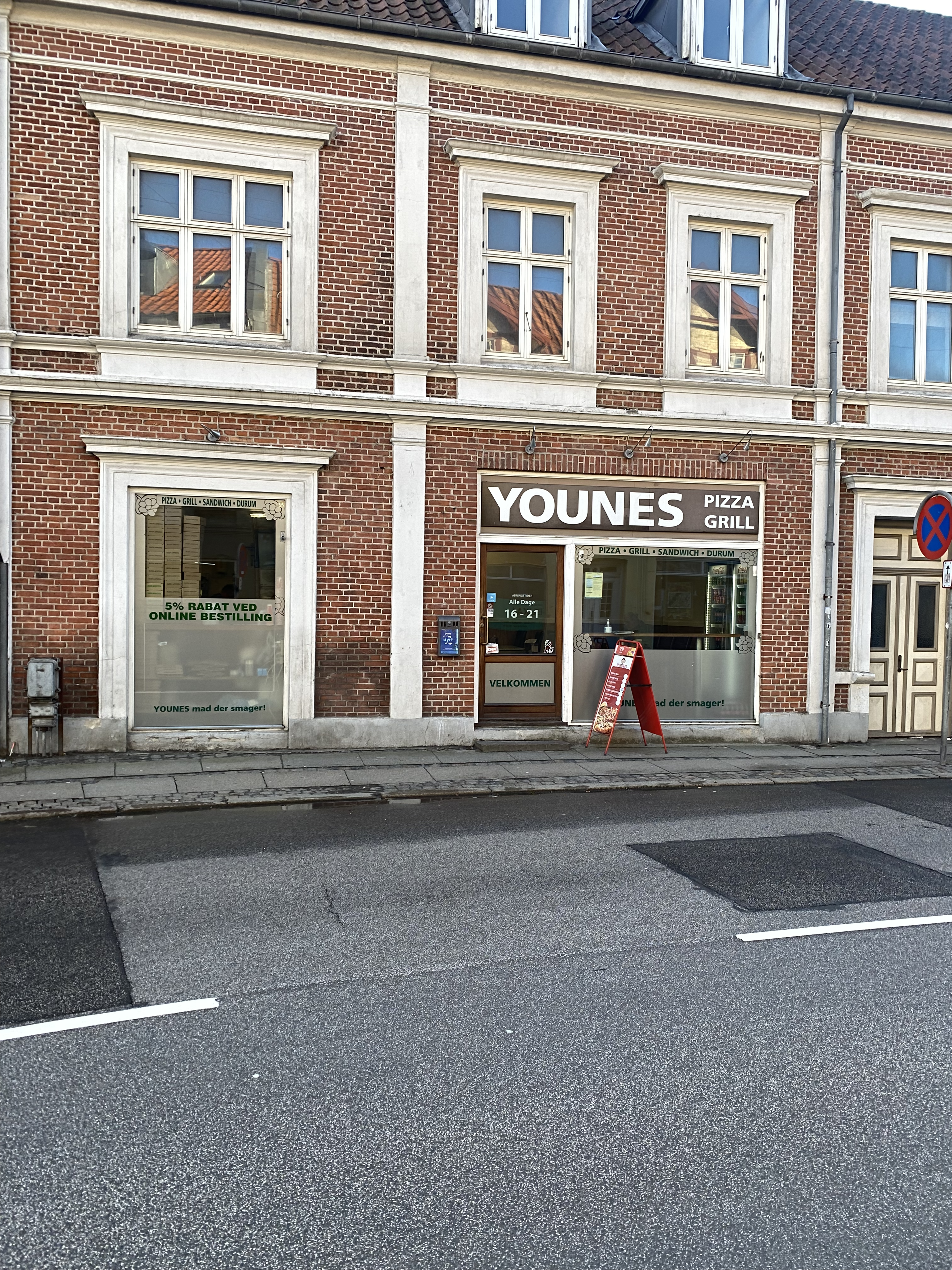 YOUNES