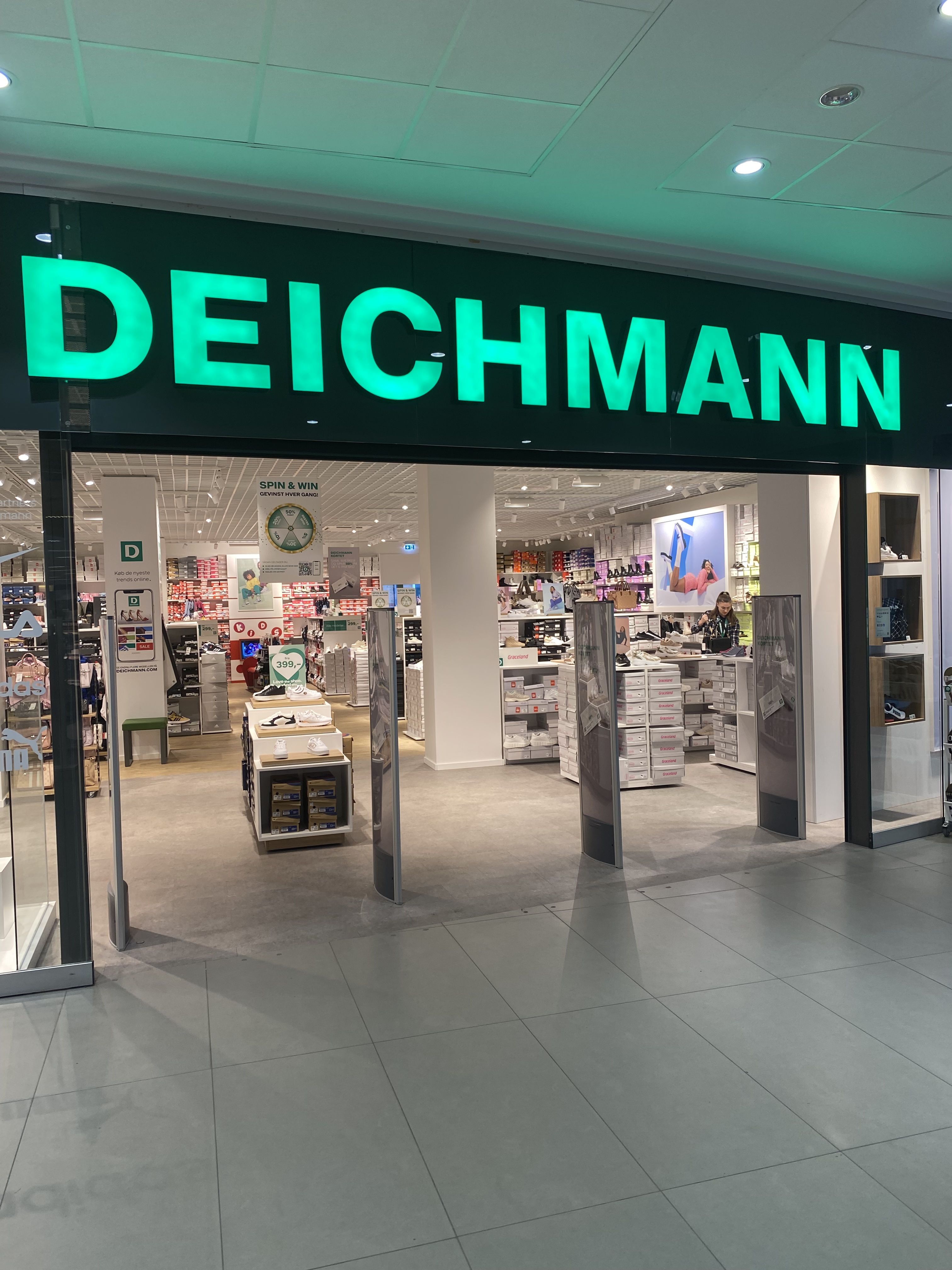 Deichmann Kennedy