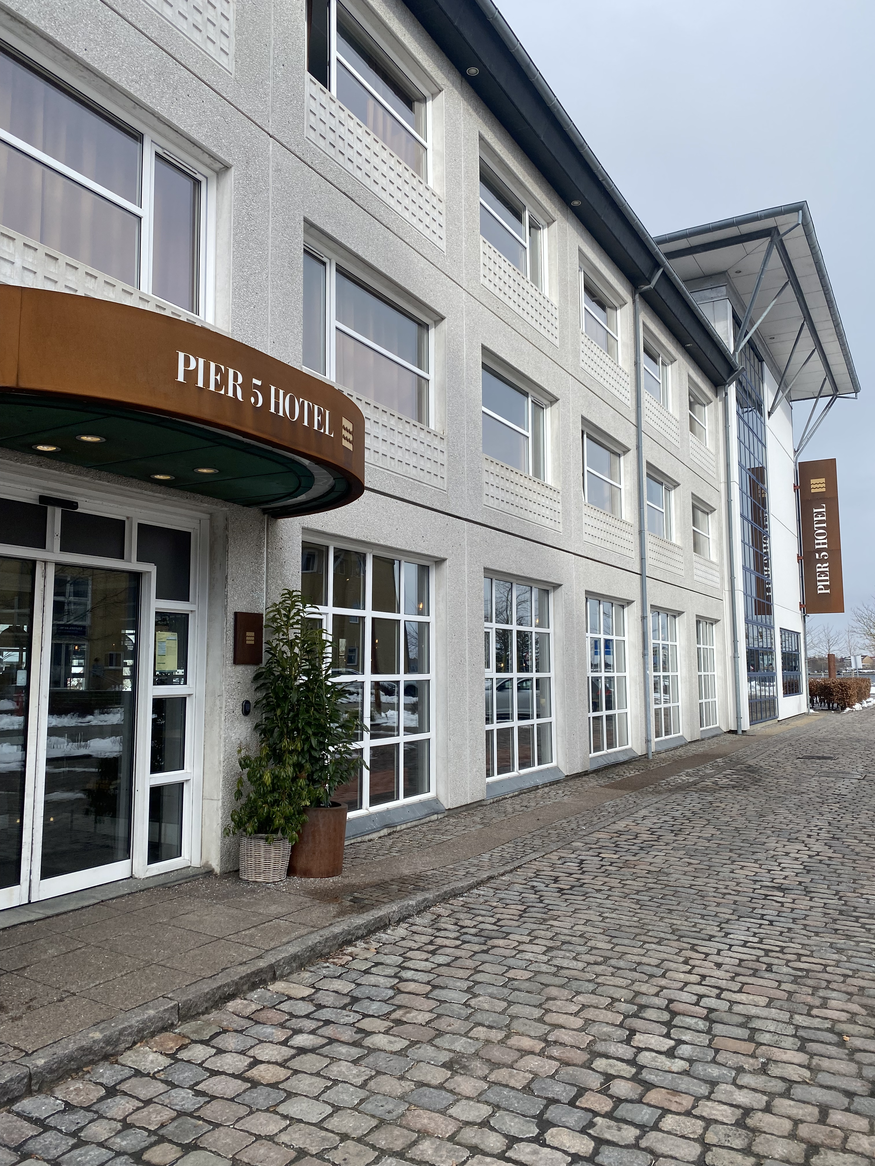 Pier 5 Hotel