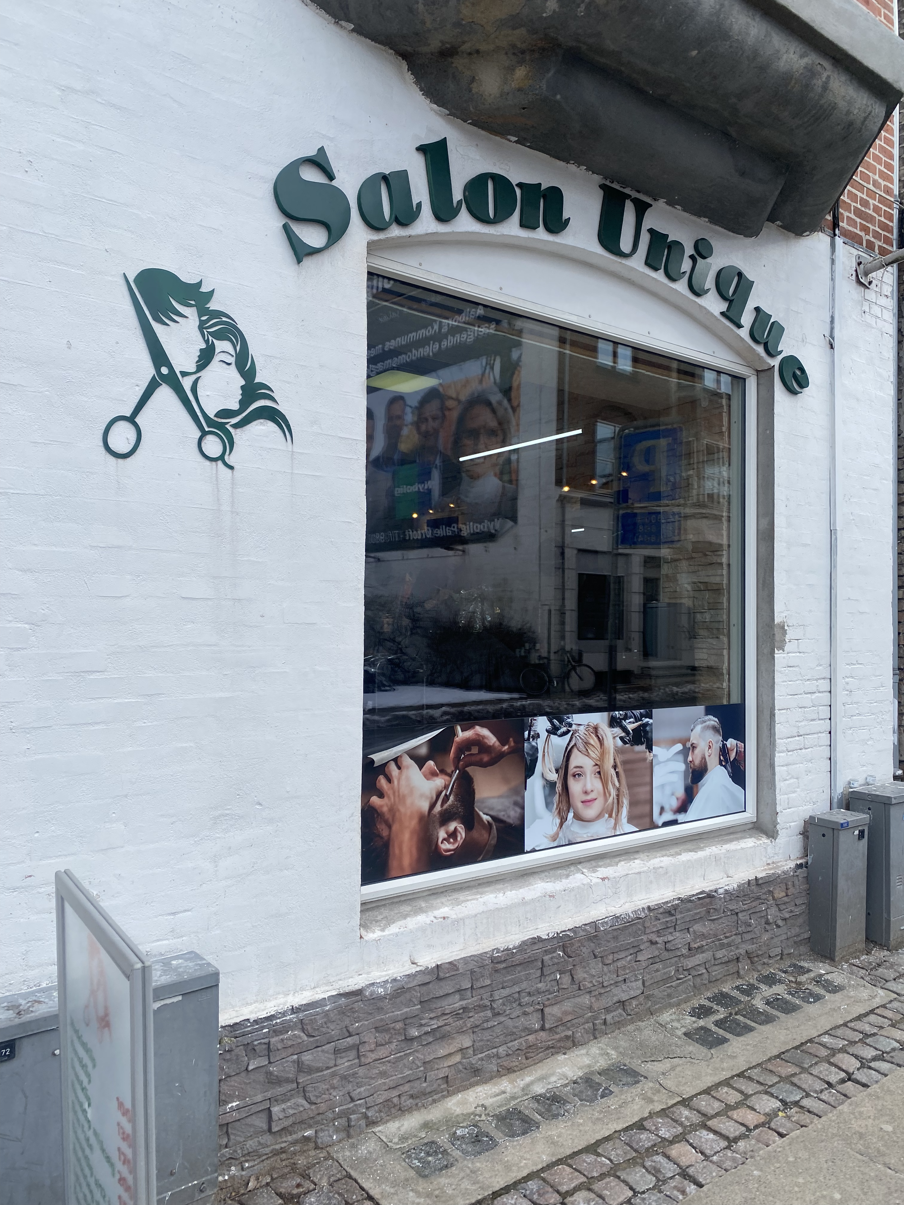 Salon Unique